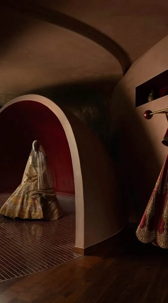 Arched display niche with bridal lehenga at the Masaba store, Mehrauli